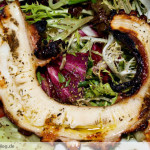 Gegrillter Oktopus mit sommerlicher Salatmischung – Oktopus grillen leicht gemacht