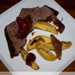 rinderbraten-vom-jungbulllen-mit-rosmarin-knoblauch-kartoffeln rinderbraten-vom-jungbulllen-mit-rosmarin-knoblauch-kartoffeln