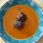 tomatensuppe-mit-hackbaellchen tomatensuppe-mit-hackbaellchen