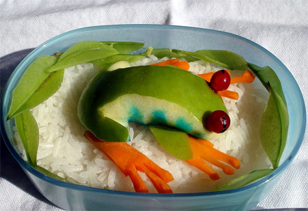Toxel.com Creative-Food: Frog