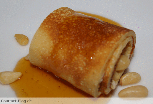 pfannkuchenrollchen-mit-blutenhonig1