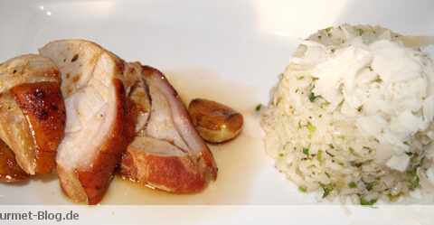 Kräuterrisotto mit Spanferkel