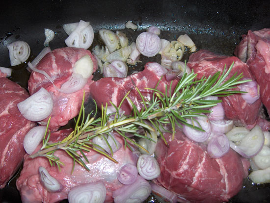 schweinebaeckchen-anbraten