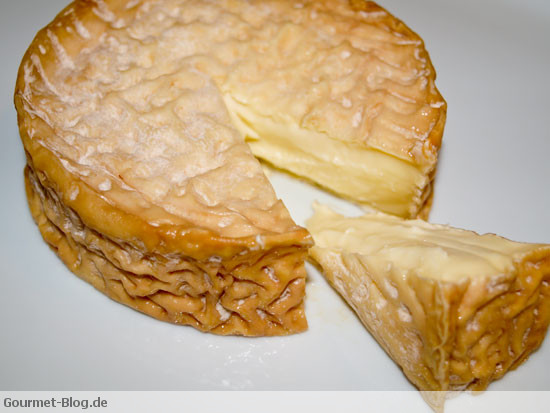 epoisses-aufgeschnitten-kaese