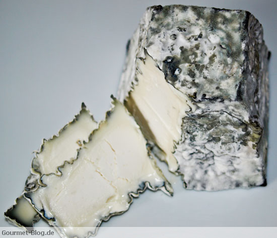 valencay-kase-valencay-kaese-bild