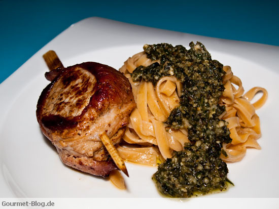 Schweinemedaillons mit Provenzalischen Nudeln und Rucolapesto