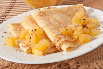 Crêpes mit Calvadosäpfeln