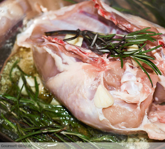 huehnchen-mit-rosmarin-knoblauch-anbraten