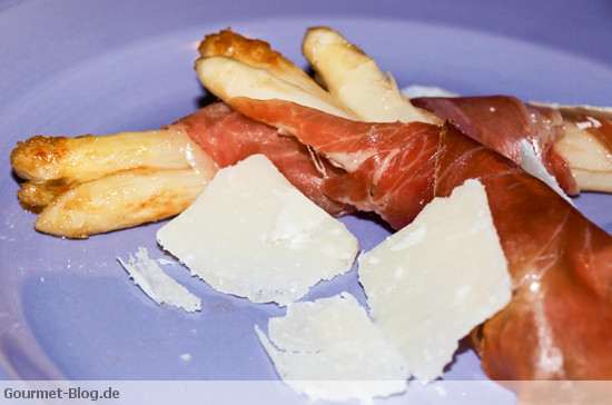spargel-mit-parmaschinken-und-parmesan