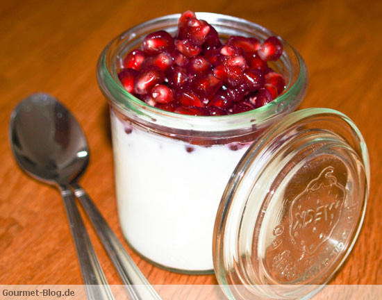granatapfel-joghurt-dessert