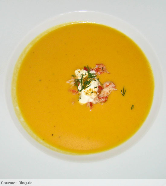 karottencremesuppe-mit-flusskrebsen