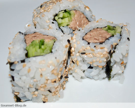 sushi-california-roll-uramaki