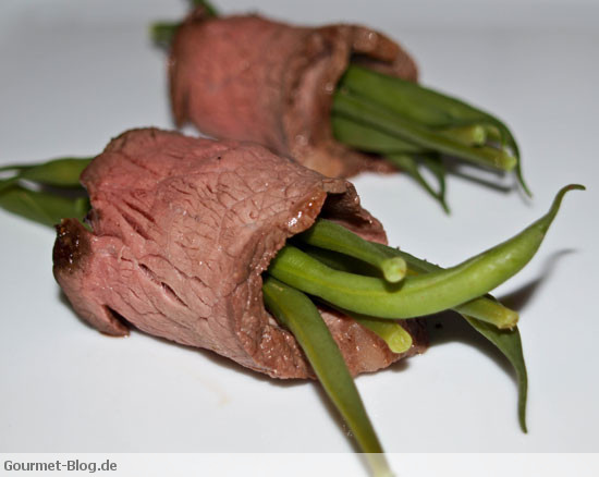 vanille-roastbeef-rollen-mit-bohnen