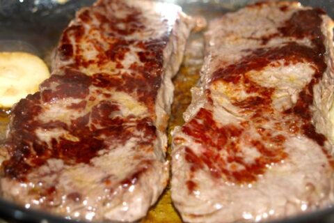 Fleisch anbraten