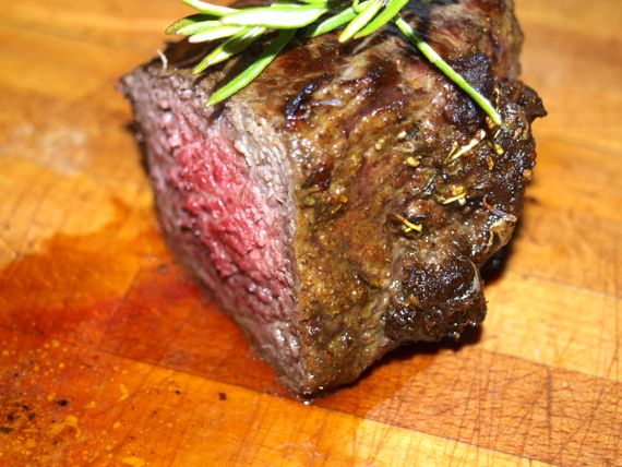 Saftiges Fleisch ist lecker Saftiges Fleisch ist lecker