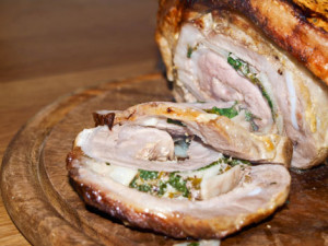 Porchetta zuzubereiten - Porchetta Rezept