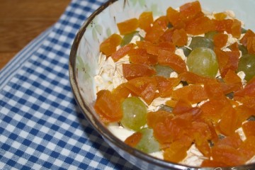 Aprikosen-Müsli-mit-Trauben