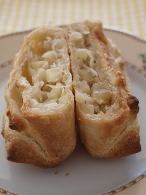 Rezept: Einfacher Apfelstrudel mit Mandeln