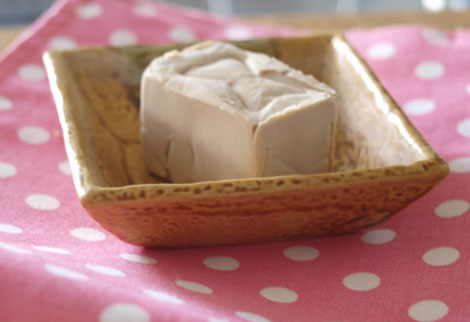 frische-hefe-kalorien Frische Hefe zum Backen, Kalorien