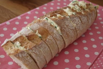 knoblauch-baguette
