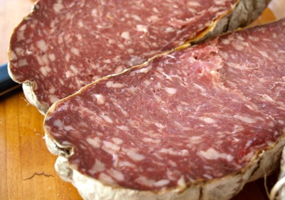 Knoblauchsalami ist lecker
