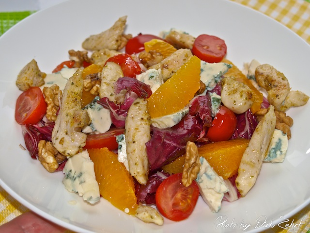 Radiccio-Salat mit Orangen und Roquefort