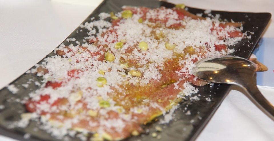 Thunfisch-Carpaccio mit Parmesan - Rezept