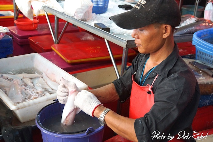 Fischmarkt-samut-prakan-thailand 16