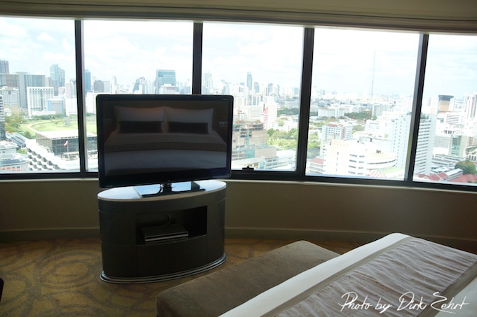 intercontinental-bangkok corner suite 2