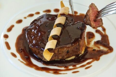 Ristaurante La Terrazza Parco San Marco Steak Gericht