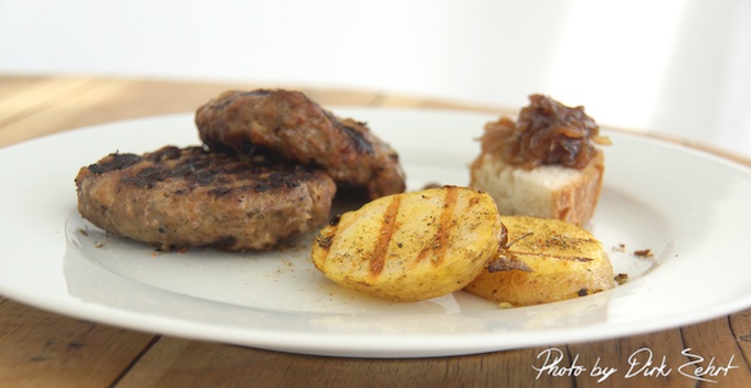 Mediterrane Frikadellen mit Zwiebelconfit