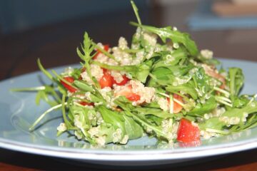 Rucola Quinoa Salat