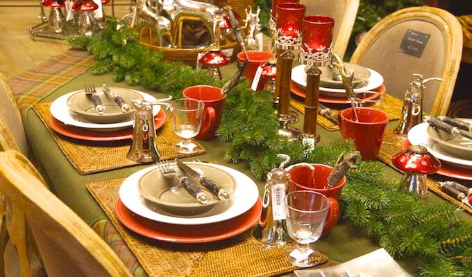 Der gedeckte Weihnachtstisch