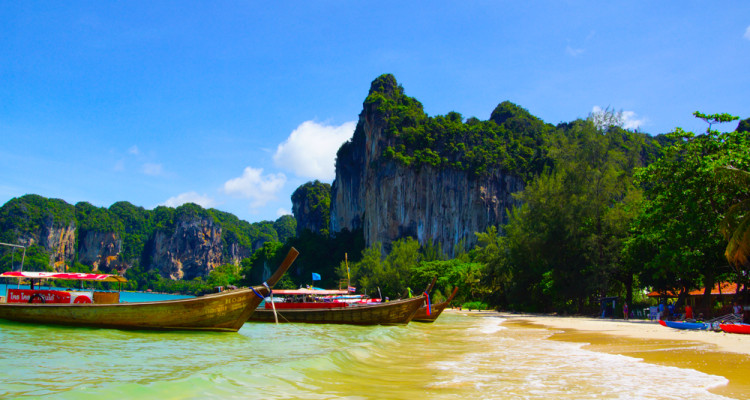 Koh Phi Phi Tipps - Anreise & Strände
