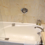 Napoleon Hotel Paris - Badewanne