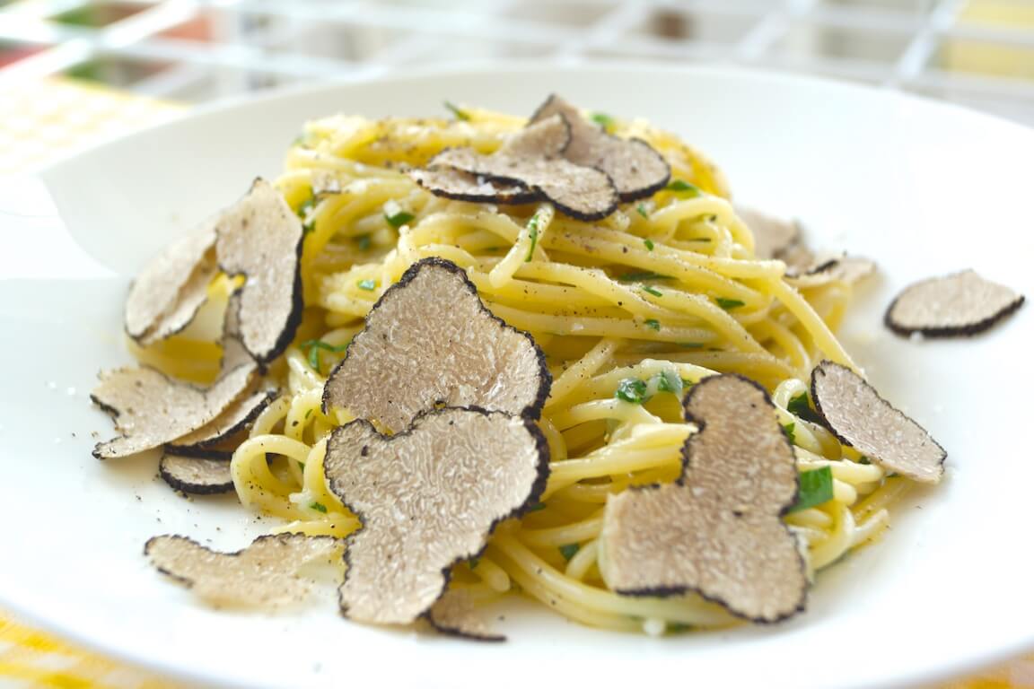 Spaghetti mit Trüffel und Parmesan - Rezept
