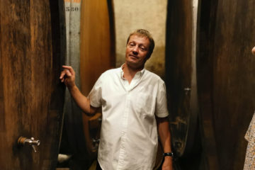 Cave Alain Emery, Aigle, Waadt - Alain Emery im Weinkeller