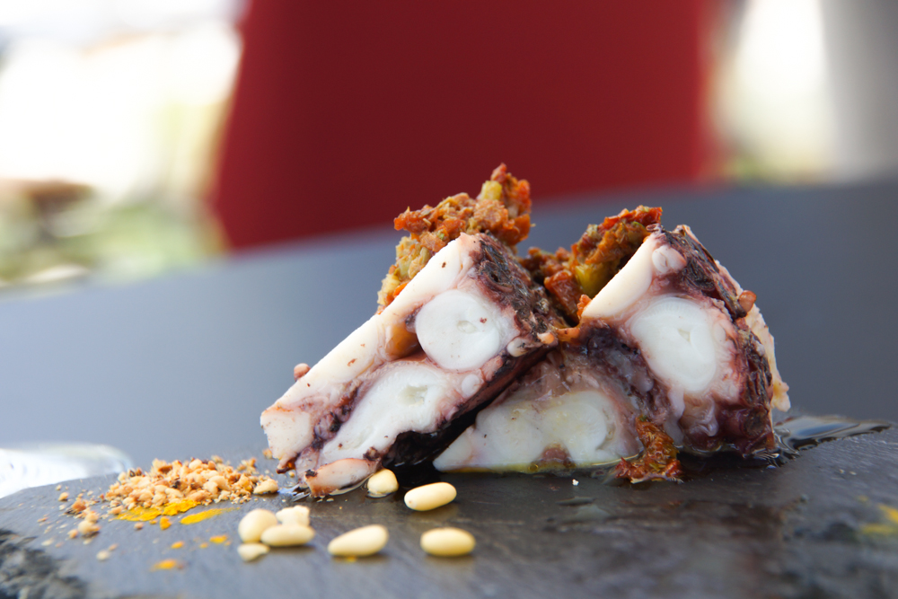 Restaurant Navis - Tintenfisch Kuchen