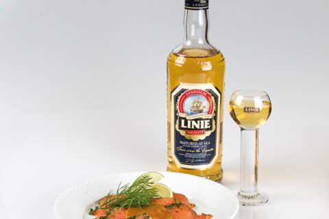 Graved Lachs mit Aquavit