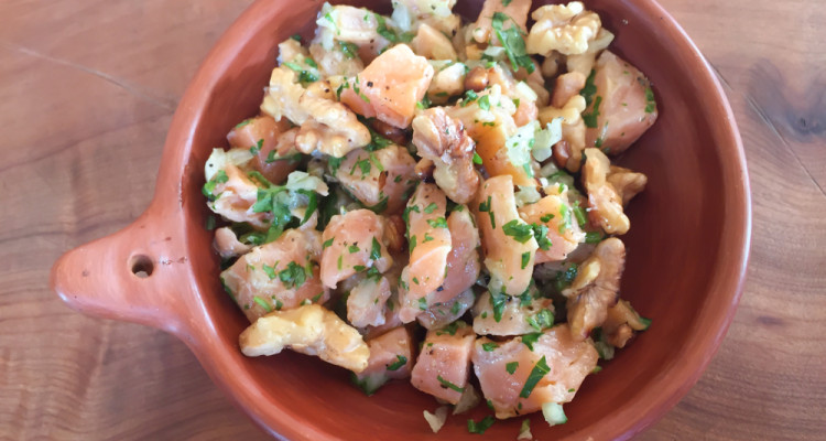 Lachs Ceviche mit Walnüssen