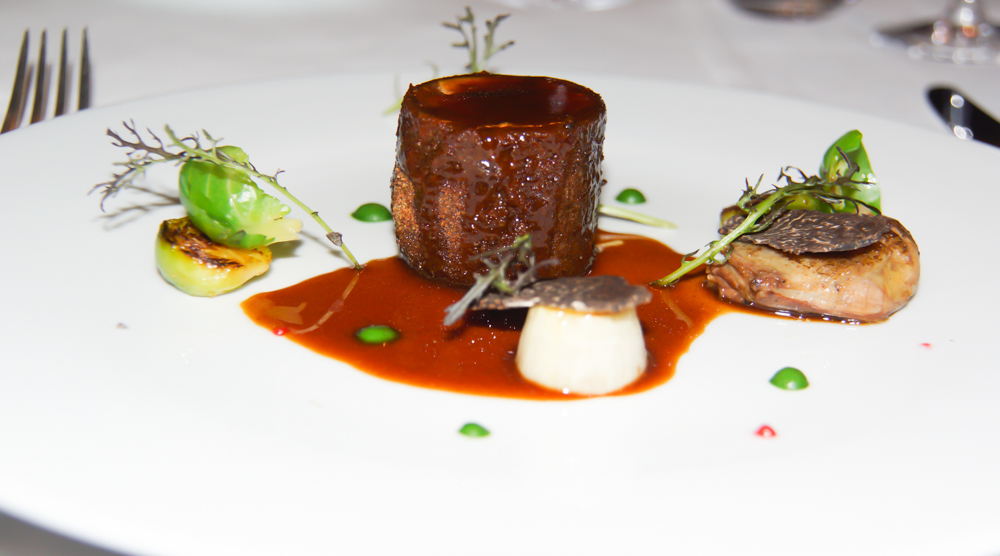 Le Claire de la Plume - Trüffel Taube und Foie gras - Einfach göttlich - Jetzt mit Soße