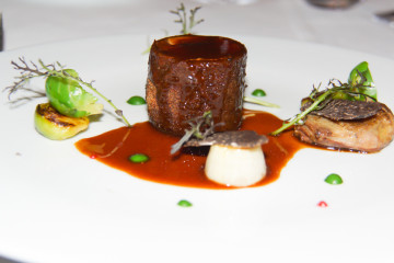 Le Claire de la Plume - Trüffel Taube und Foie gras - Einfach göttlich - Jetzt mit Soße