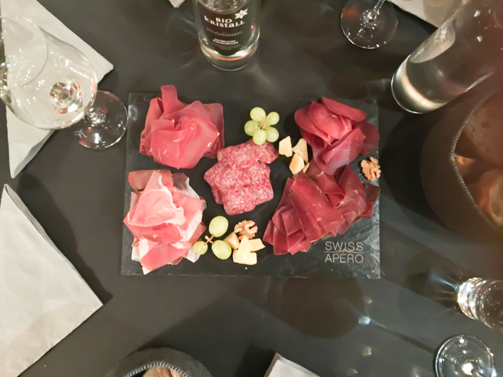Schweizer Apero Platte - Einfach Köstlich