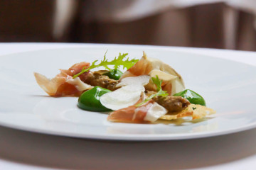 Le Chapon Fin Restaurant - Steinpilze, Olivenölbrot und Pata Negra