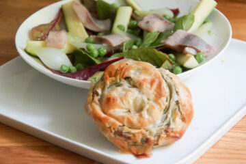 MEGGLE Ofen Schnecke und ein schmackhafter Salat