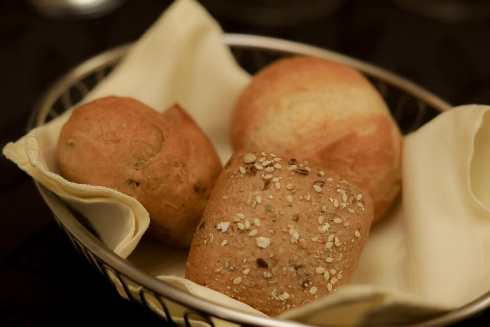Hotel & Restaurant Castle - Blitzingen - tolles Brot zum Menü
