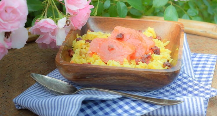 Safran Risotto mit Räucherlachs und Chorizo