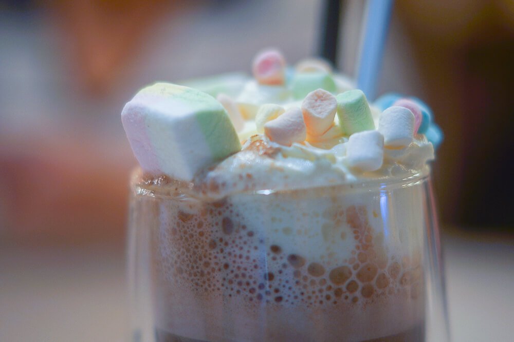 Kitchen Room Tallinn - heiße Schokolade mit Marshmellows