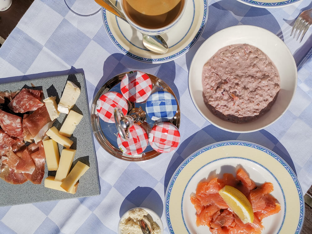 Hotel Florhof, Zürich - tolles Frühstück trotz Covid Zeiten