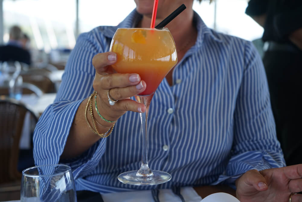 La Suisse Genfersee - Schaufelraddampfer - gute Cocktails